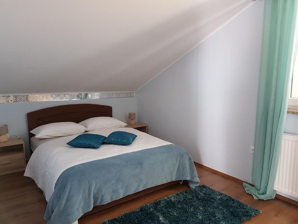 נובי ווינודולסקי Apartments Suzana מראה חיצוני תמונה